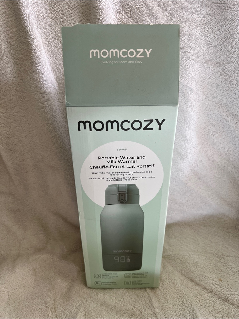 momcozy Portable Water & Milk Warmer in Sage Green